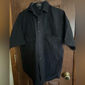 Men's Black Short-Sleeve button up shirt